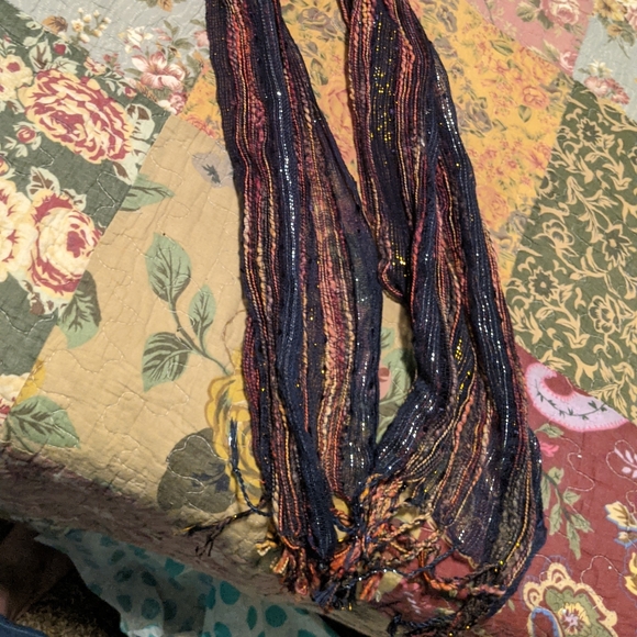 Pretty fashion shimmer scarf - Picture 7 of 8